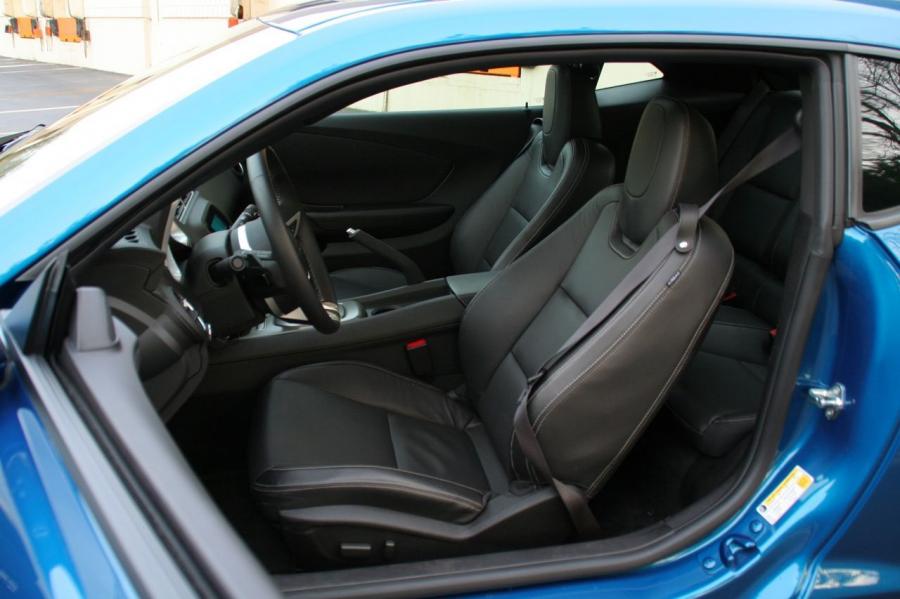  Chevrolet Camaro RS V6 2009 года  (фото 6 из 36)